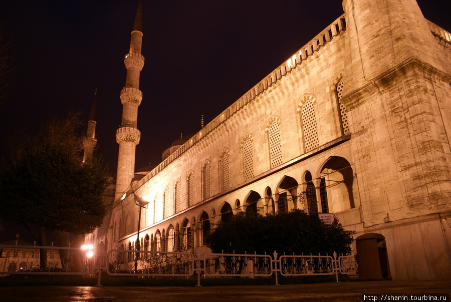 Вечер у Голубой мечети Стамбул, Турция