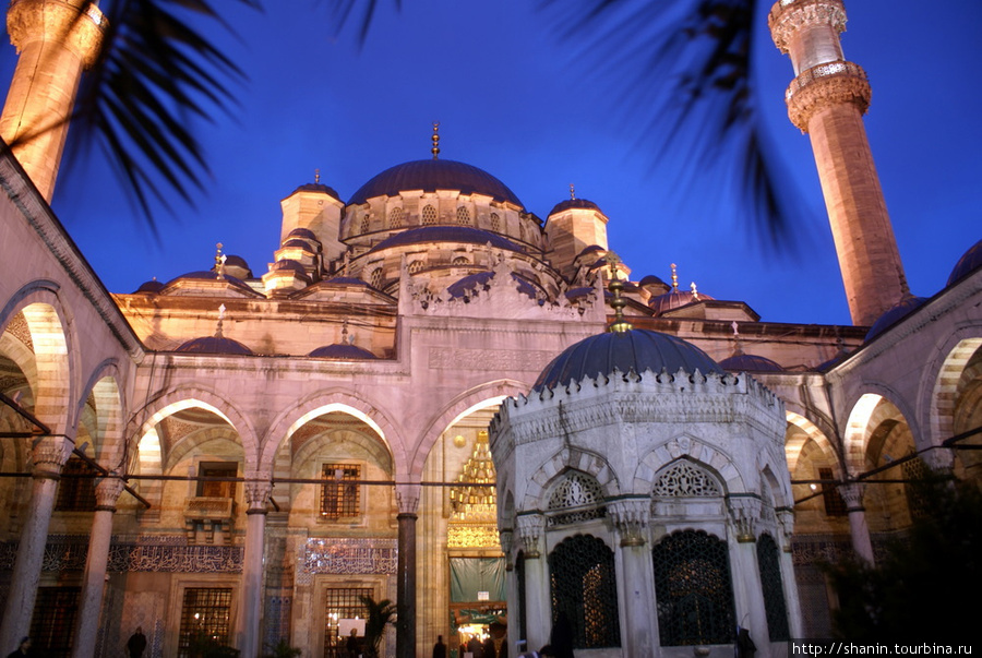 Мечеть Йени Джами Стамбул, Турция