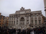 самый известный фонтан Рима — Треви