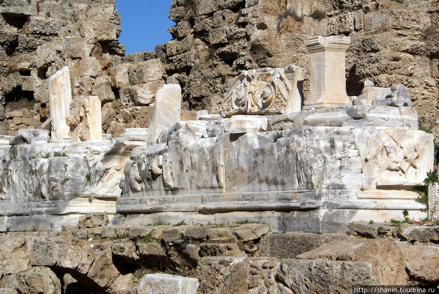 Руины сцены Сиде, Турция