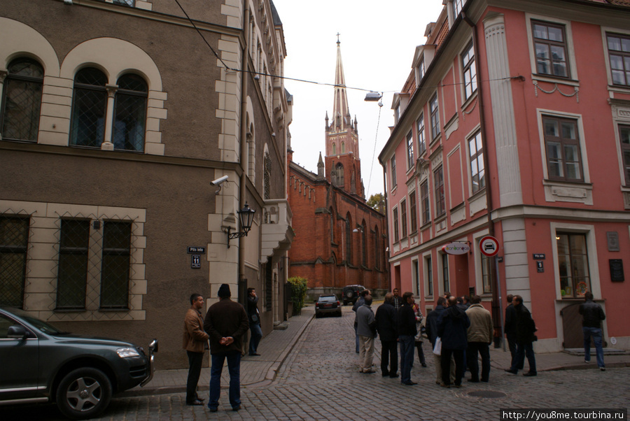 туристы в Старой Риге Рига, Латвия