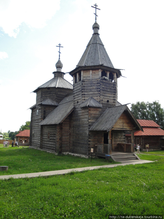 Деревянная церковь. Суздаль, Россия