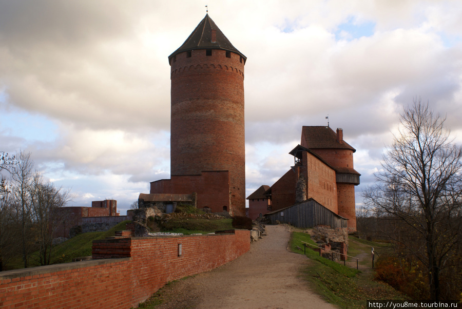 крепость Турайда Сигулда, Латвия