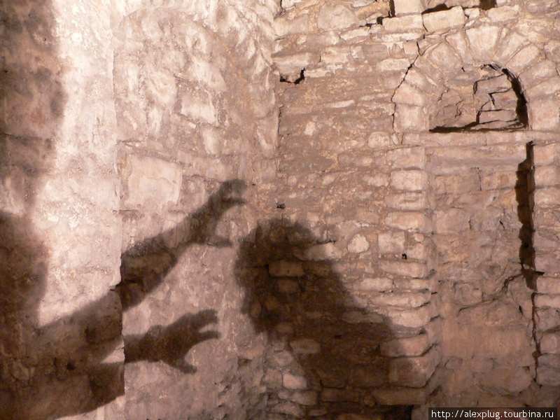 Кошмары подземелий крепости Старый Бар. Бар, Черногория