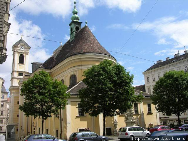 Церковь Святого Ульриха / Pfarre St.Ulrichs
