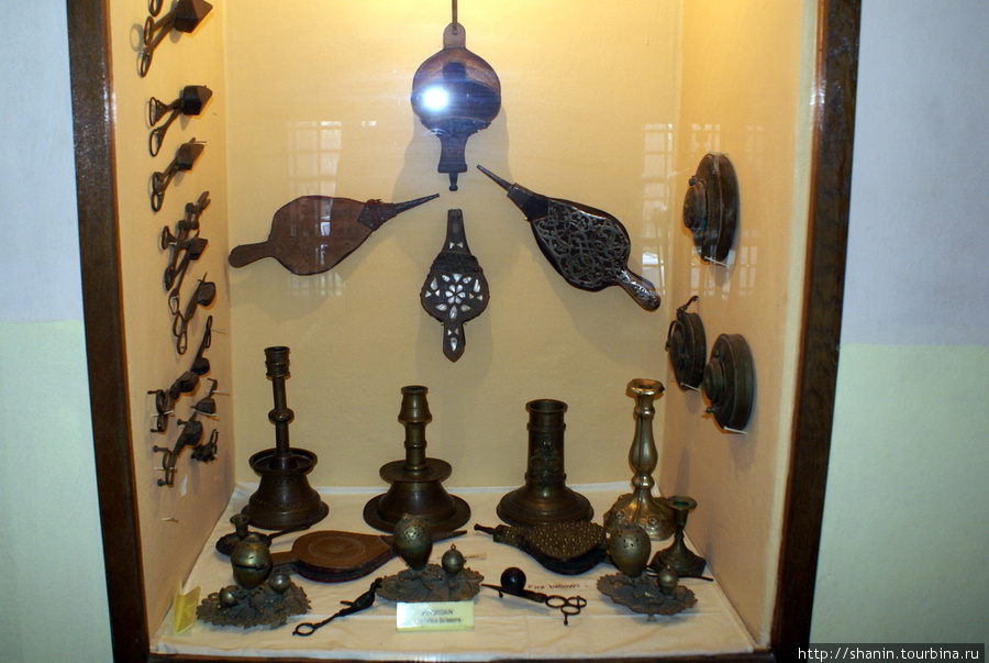 Экспонаты в музее Эдирне, Турция