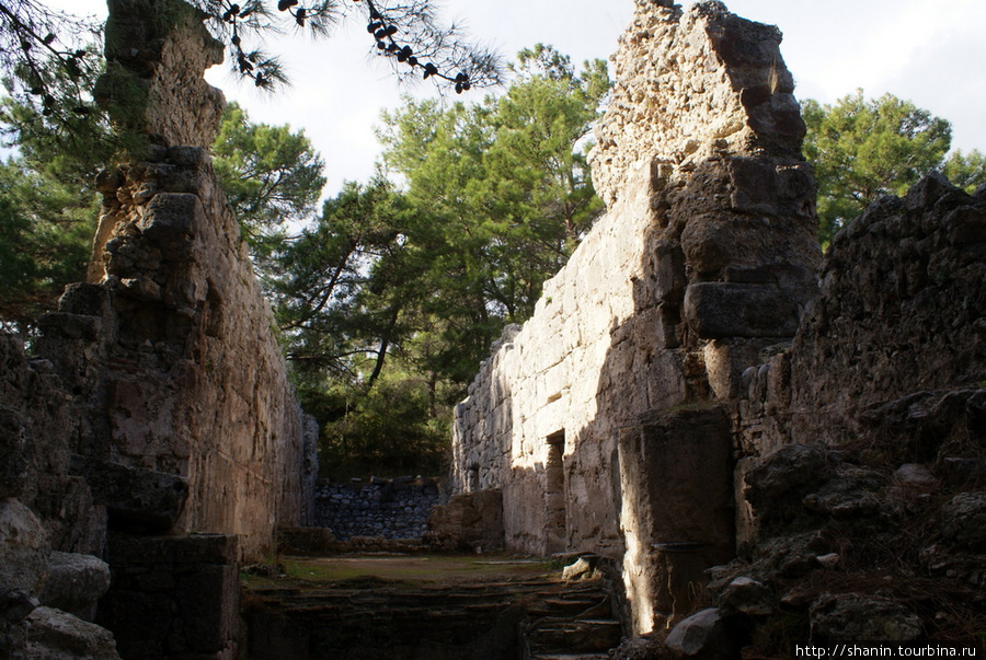 Руины Анталия, Турция