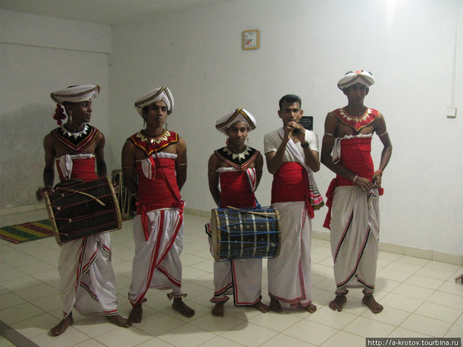 Танцоры Шри-Ланка