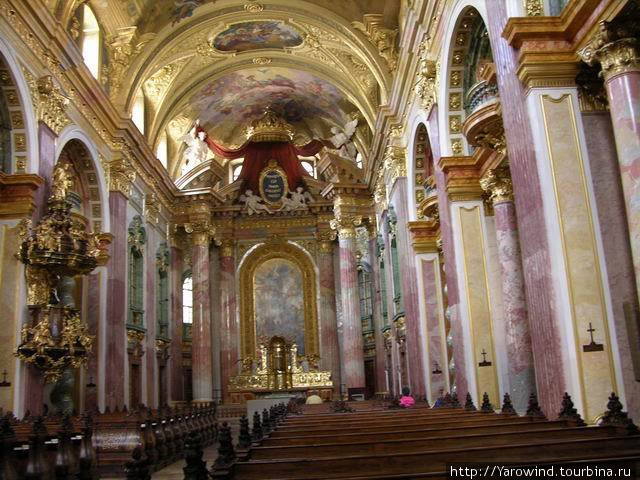 Церковь иезуитов Вена, Австрия