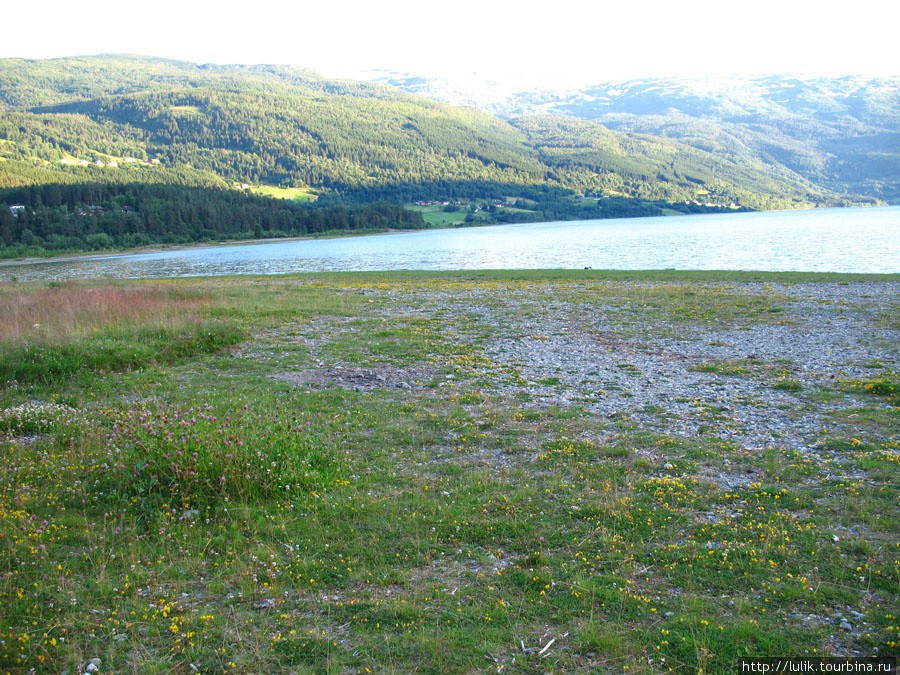 Восс - город у озера Восс, Норвегия