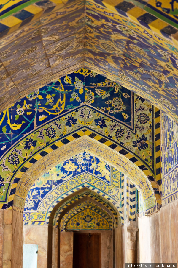 Галерея Исфахан, Иран