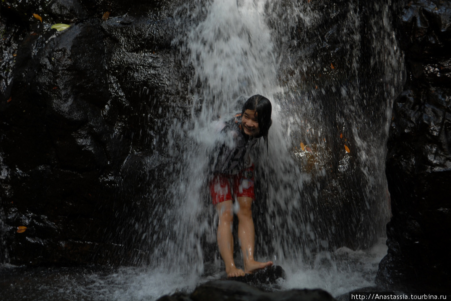 Поездка к водопаду Остров Фу Куок, Вьетнам