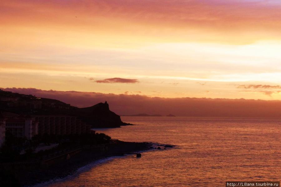Рассвет над Атлантическим океаном Регион Мадейра, Португалия