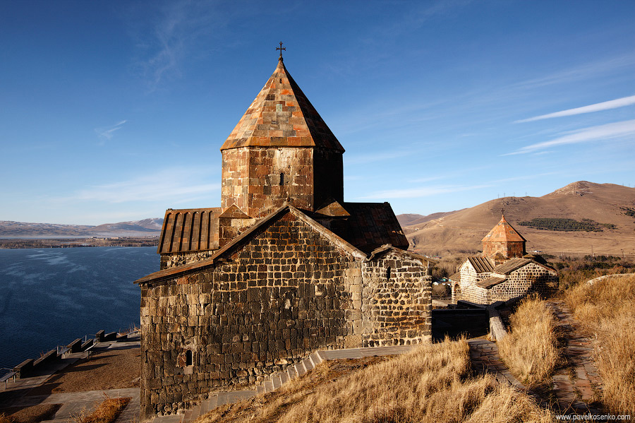 Монастырь Севанаванк, основан в 874 г. Армения