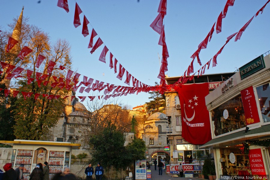 Флаги. Стамбул, Турция