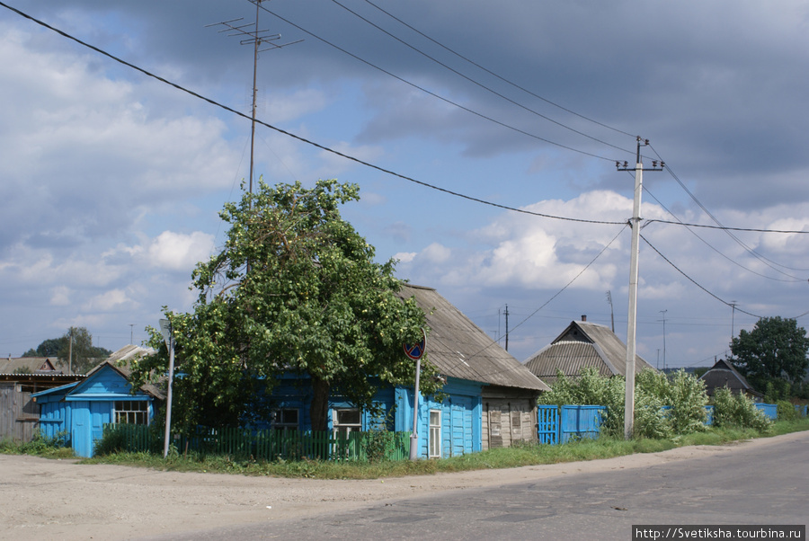 А так живут в России Козельск, Россия