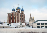 Вид на Успенский собор и Спасский монастырь с Кремлёвского Вала.
