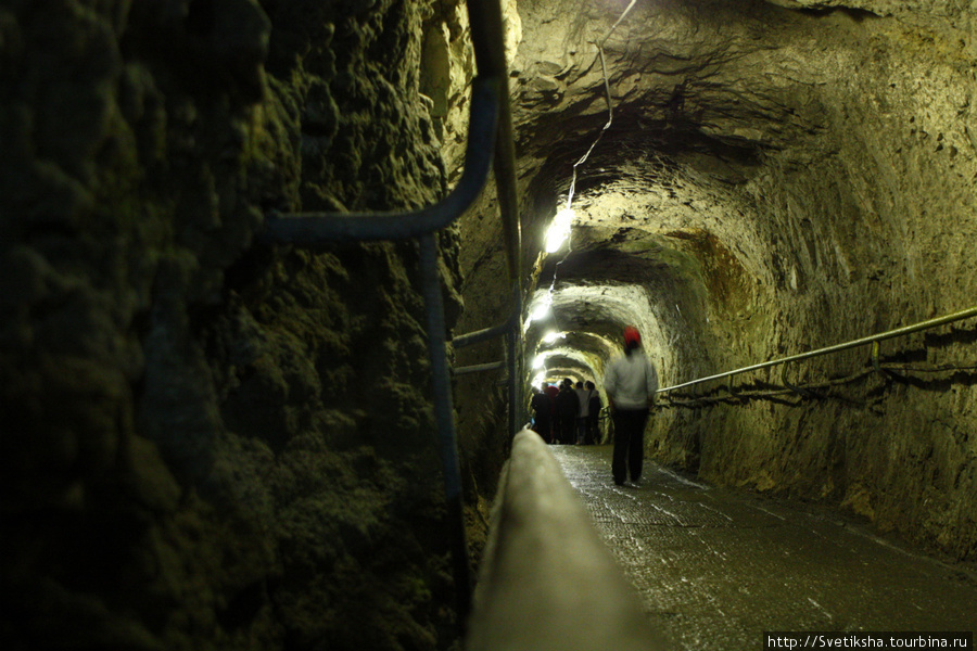 Линия метро в пещере Новый Афон, Абхазия