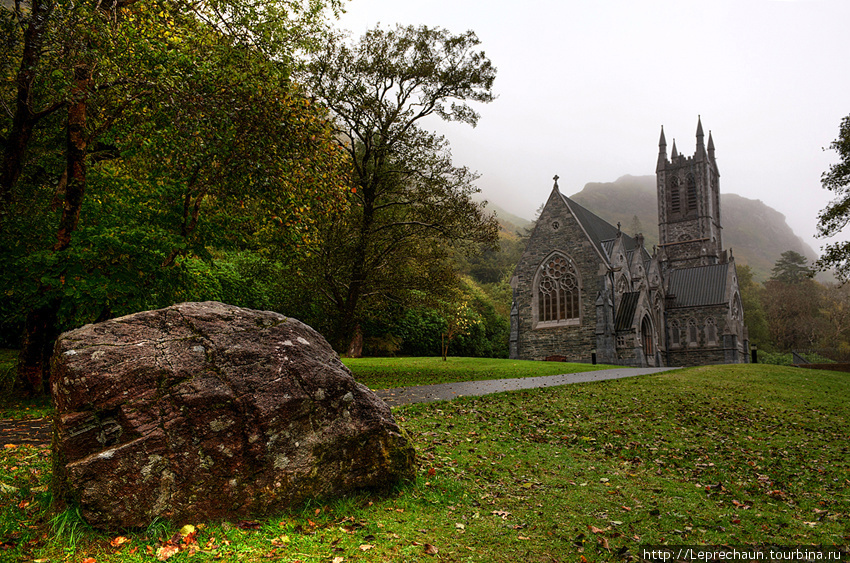 Костел в аббатстве Кайлмор Ирландия