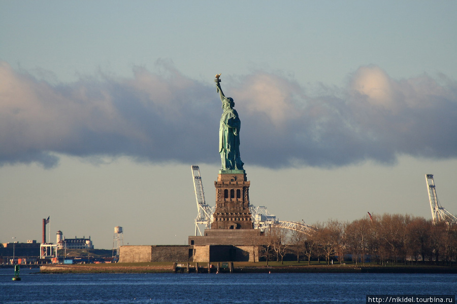 статуя свободы Нью-Йорк, CША