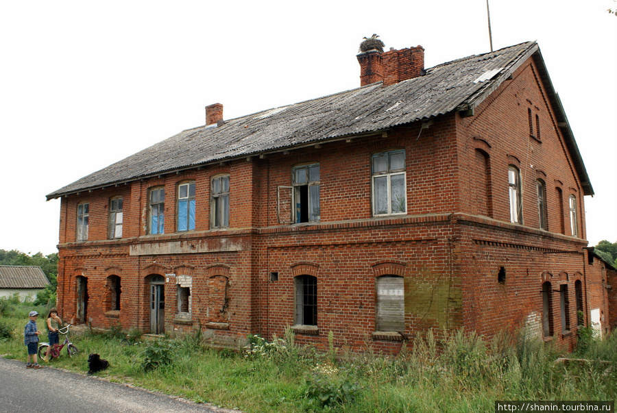 Двухэтажный кирпичный дом в Домново Калининградская область, Россия