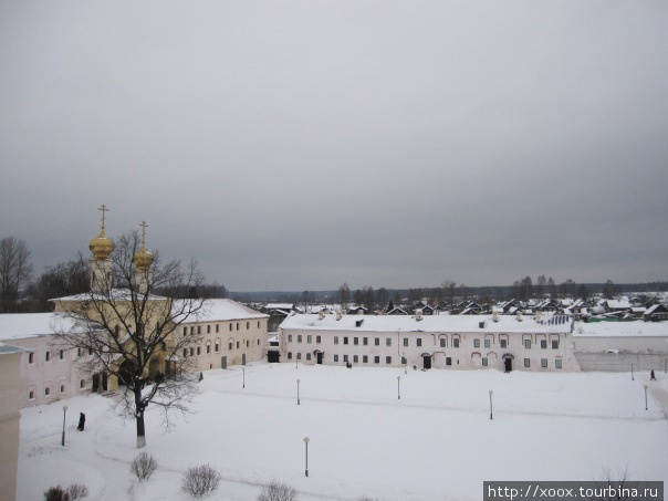 Монастырский двор. Тихвин, Россия