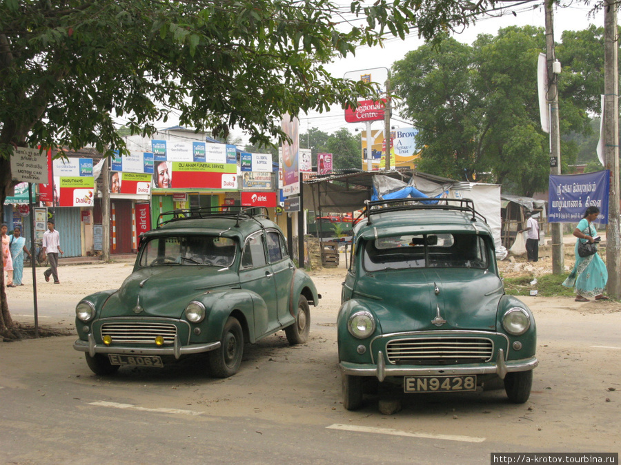 Образцы автопрома на улицах Джаффны (не нового) Джафна, Шри-Ланка