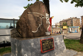 Памятник советским солдатам возле автовокзала в Черняховске