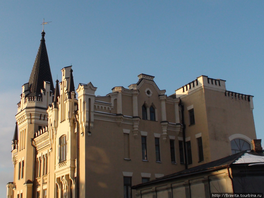 Дом с привидениями, или Замок Ричарда Львиное Сердце. Киев, Украина