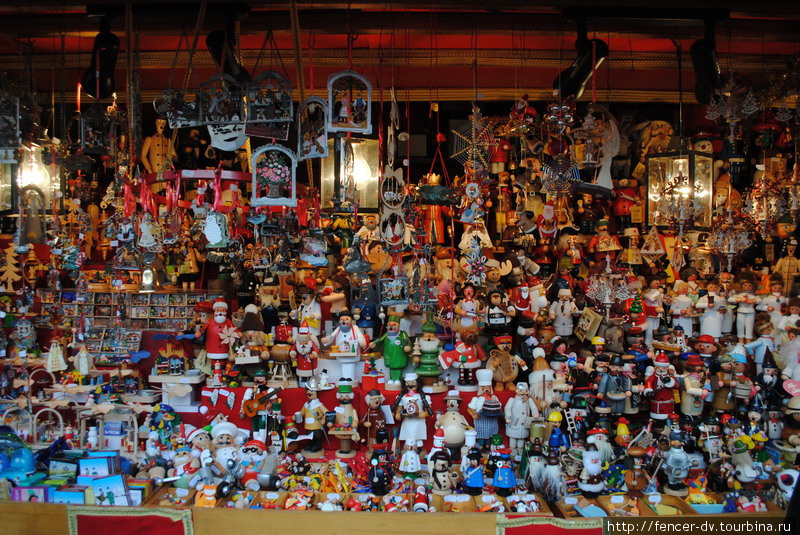 Безумно популярные деревянные игрушки Нюрнберг, Германия