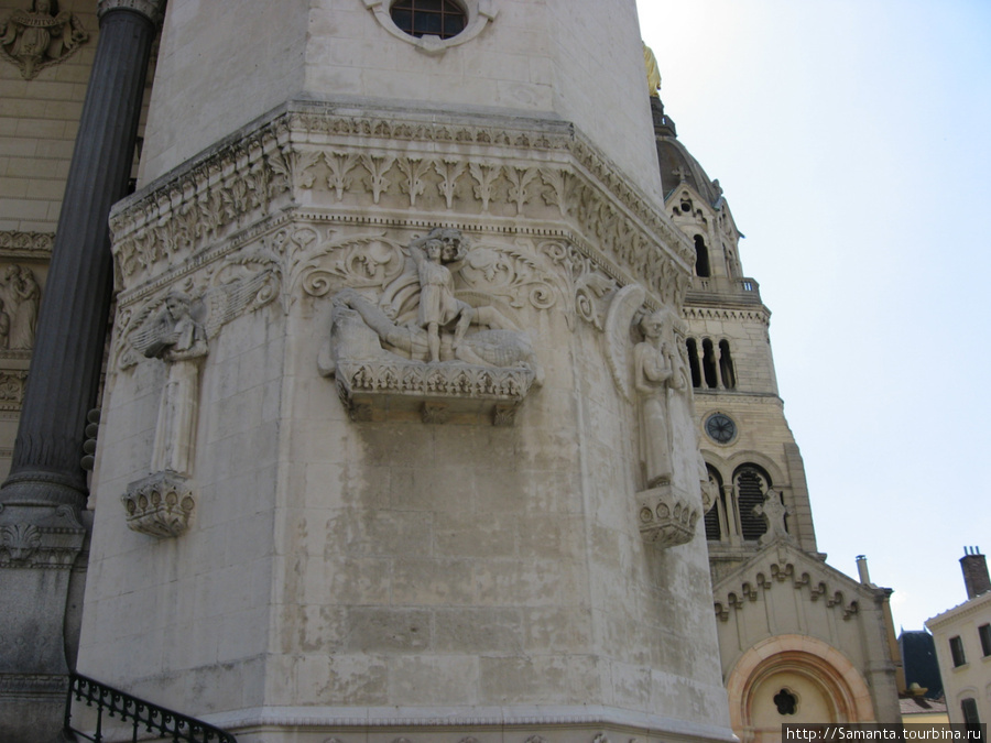 Храм на горе. Нотр Дам-де-Фурвьер Лион, Франция