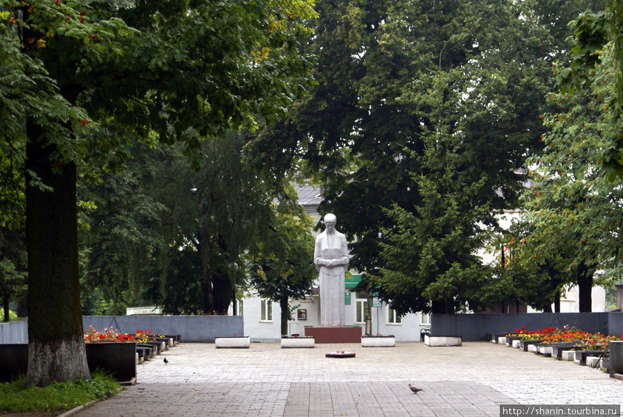 У монумента советским солдатам в Мамоново Мамоново, Россия