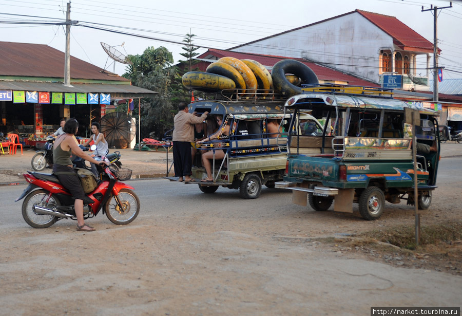 Лаос, Ванвьенг - городок развлечений Ванвьенг, Лаос