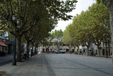 Площадь в центре города во время Сиесты