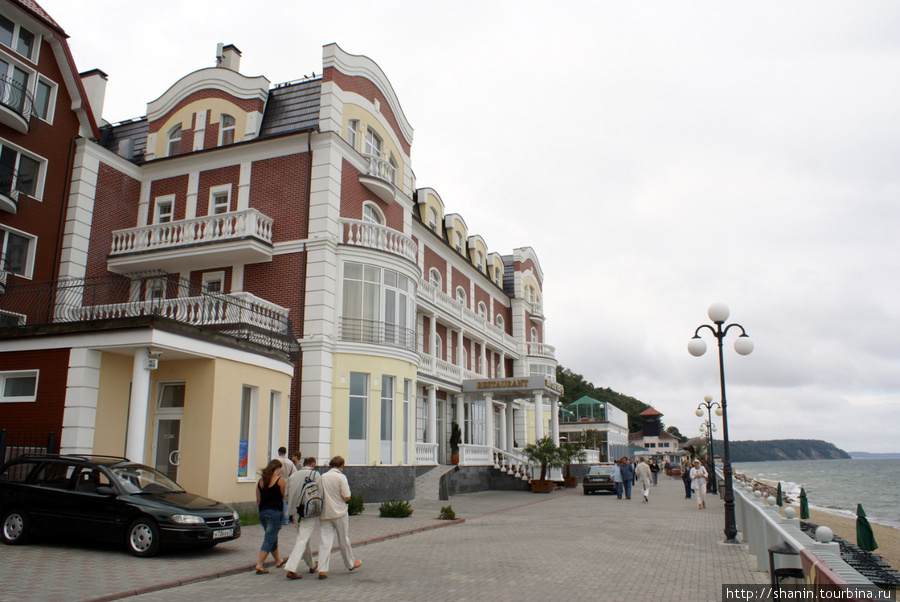 Светлогорск калининградская область отели у моря. Grand Hotel Светлогорск. Гранд Палас Светлогорск. Гранпалаз Светлогорск.