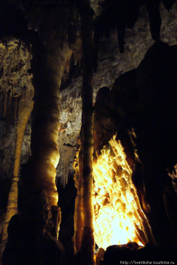 Драконовы пещеры на Майорке Порто-Кристо, остров Майорка, Испания