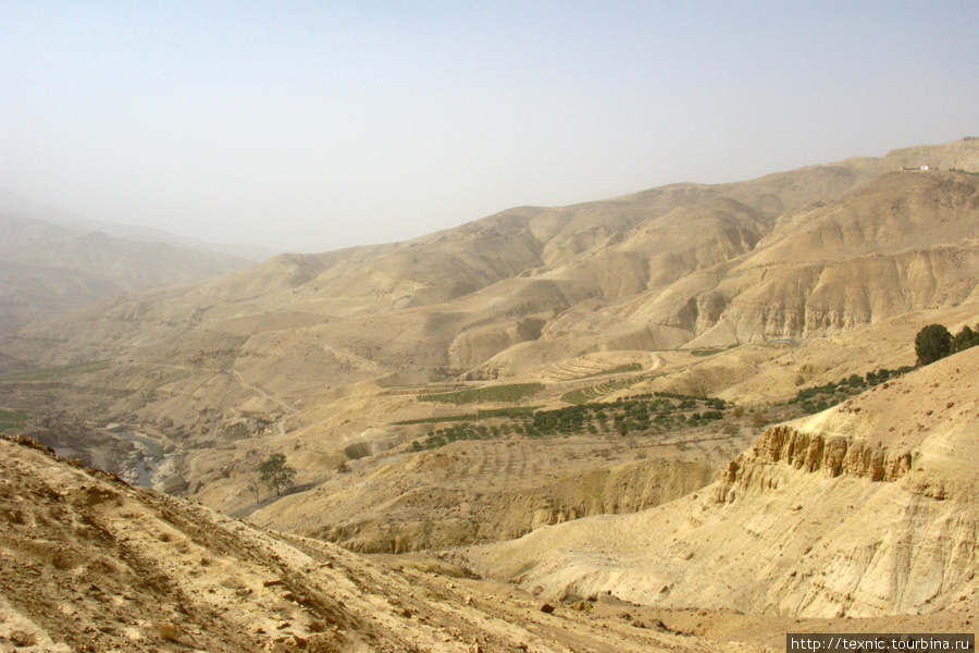 Вади аль-Муджиб (Wadi al-Mujib) Вади-Муджиб, Иордания