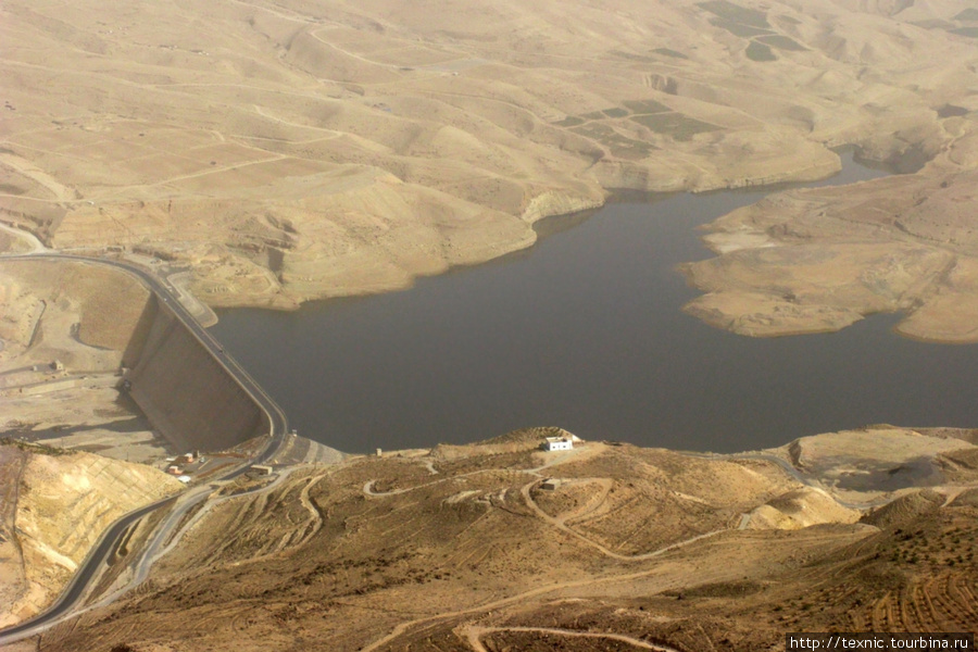 Водохранилище на реке Вади-Муджиб, Иордания