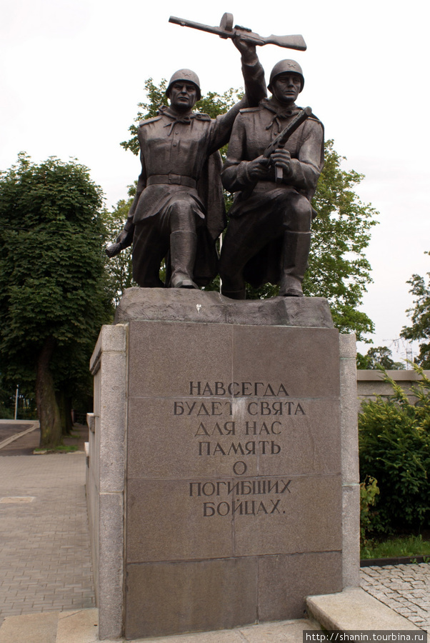 Памятник советским солдатам Калининград, Россия