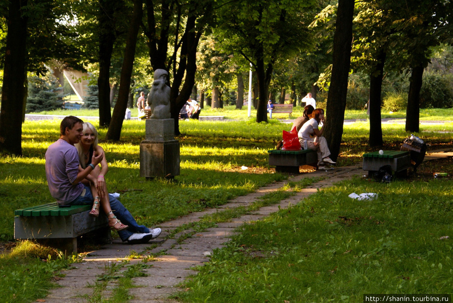 В парке на острове Канта в Калининграде Калининград, Россия