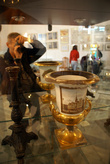 Ваза в музее собора в Калининграде