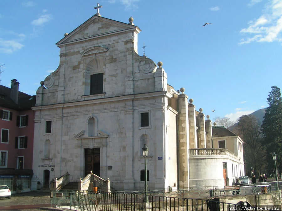 Церковь по-итальянски Анси, Франция